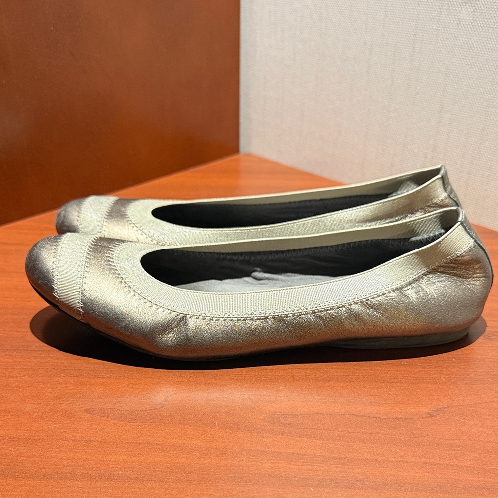 Stuart Weitzman Ballet Flat Shoes Size 7.5